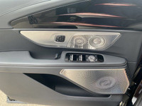 The 2026 Lincoln Nautilus Reserve takes the well-appointed foundation of the Premiere trim and adds... (image 5)