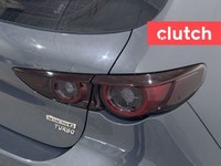 NO ACCIDENTS / CLEAN CARFAX / 1 OWNER / Electric Parking Brake, Brake Assist, Welcome Lights and mor... (image 5)