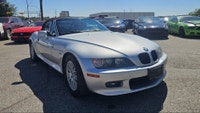 FINANCING AVAILABLE – 2001 BMW Z3 ROADSTER CONVERTIBLE! Looking for a true driver's car and future c... (image 8)