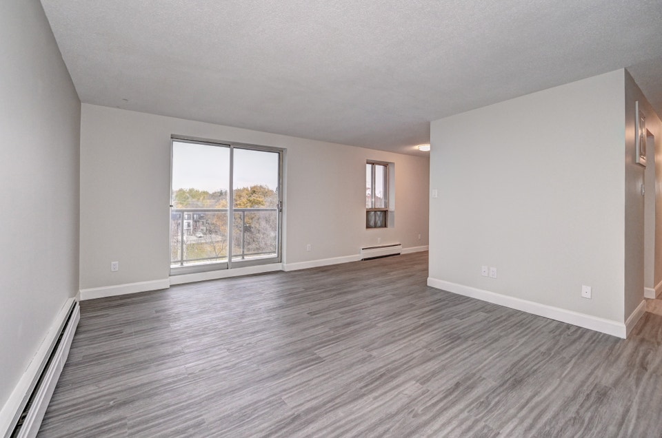 The White House Apartments - 1 Bedroom, 1 Bath Apartment for Ren 5