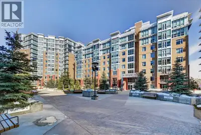 Welcome to The Groves of Varsity, a highly sought-after condominium complex in the heart of Varsity...