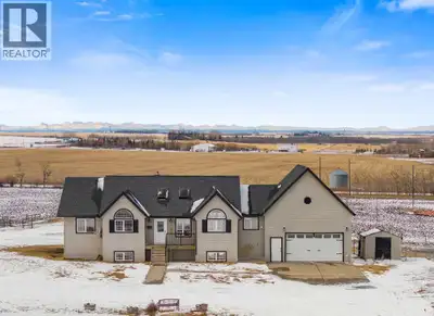 Welcome to this exceptional 155.98-ACRE property offering stunning MOUNTAIN VIEWS, functional farm i...