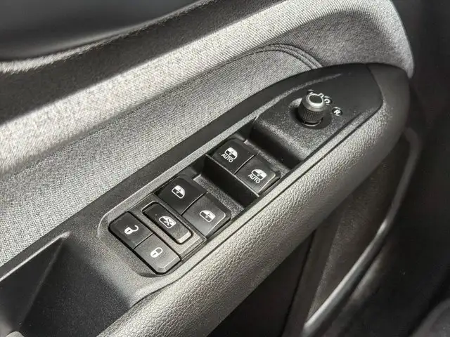 2025 Jeep Compass North6036806704096972822