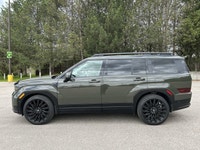 // ACCIDENT FREE!! // This used 2024 Hyundai Santa Fe Ultimate Calligraphy AWD delivers premium comf... (image 9)