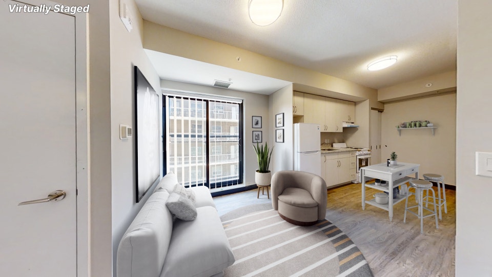 2346 Weston - Bachelor Apartment for Rent 2