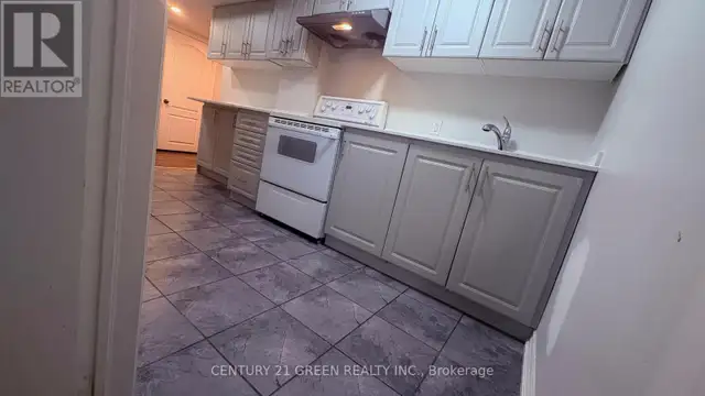 BASEMENT - 44 PRAIRIE CREEK CRESCENT Brampton (Bram West), Ontar in Long Term Rentals in Mississauga / Peel Region - Image 11