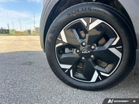 The advertised vehicle price is based on a promotional finance offer. Customers who purchase the veh... (image 8)