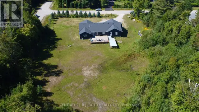 5 GERUS ROAD Tiny, Ontario in Houses for Sale in Barrie - Image 26