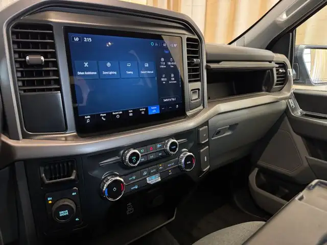 2025 Ford F-150 XLT | One Owner | 12 Inch Touchscreen in Cars & Trucks in Edmonton - Image 16