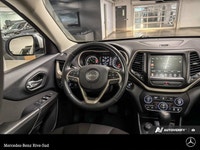 VUS polyvalent et pratique, offrant une bonne capacité 4x4 * Moteur 2,4 L 4 cylindres * Transmission... (image 8)