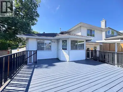 5 minutes WALK to Citadel middle school and Castle Park. Peaceful neighbourhood, beautiful green sit...