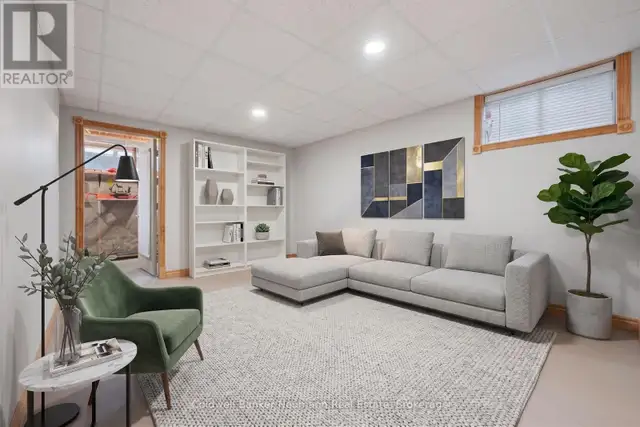 11 KEATING DRIVE Centre Wellington (Elora/Salem), Ontario in Houses for Sale in Kitchener / Waterloo - Image 8