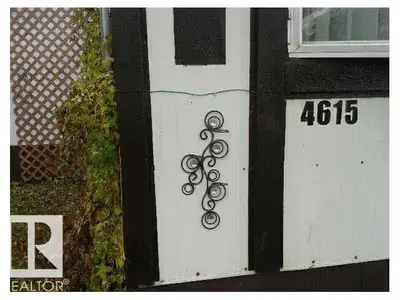 Situated in stunning Smoky Lake is this mobile home. 3 bedrooms, 4-piece bathroom, open plan living...