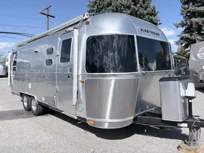 2019 Airstream International Serenity 25FBQ Clean, modern, and instantly recognizable, the Airstream...