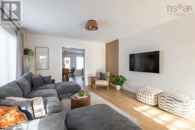 19 Cow Bay Road Eastern Passage, Nova Scotia in Commercial & Office Space for Sale in City of Halifax - Image 12