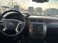 Only 94,501 Miles! This GMC Yukon boasts a Gas/Ethanol V8 5.3L/327 engine powering this Automatic tr... (image 7)