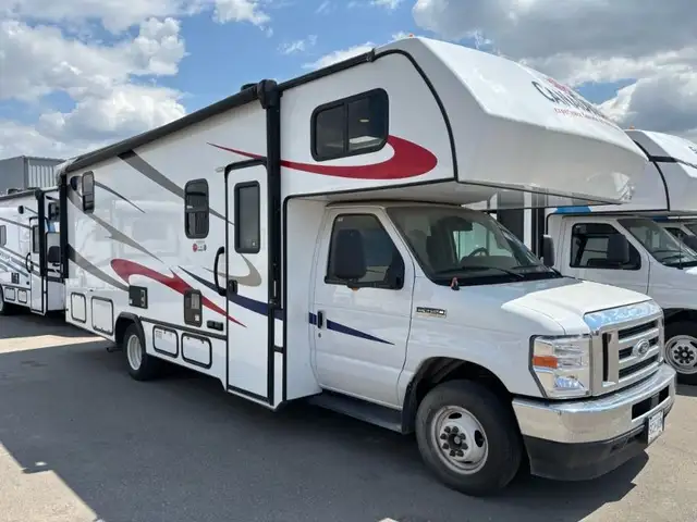 2023 Forester 2441 CD in RVs & Motorhomes in Laval / North Shore - Image 2