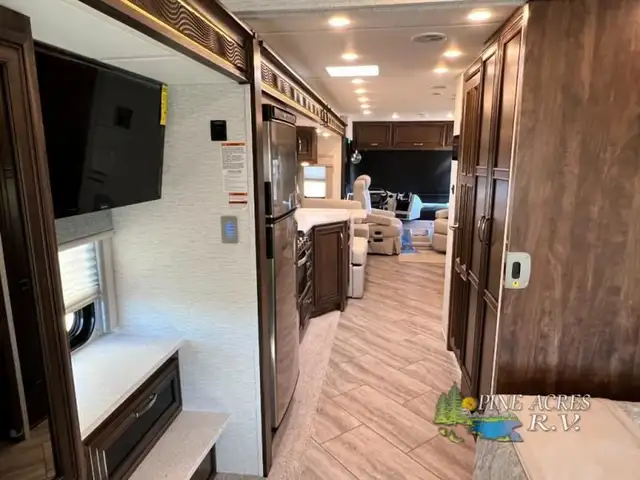 2024 Newmar Bay Star Sport 2912 Gas Full Wall Slide Out+1 more in RVs & Motorhomes in Moncton - Image 47