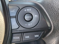 LOW KMS! Extra clean inside and out, this Toyota Corolla has only driven 36,000 km. Apple carplay An... (image 1)