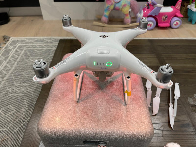 DJI PHANTOM 4 PRO 2.0 FOR SALE WITH ALL ACCESSORIES
