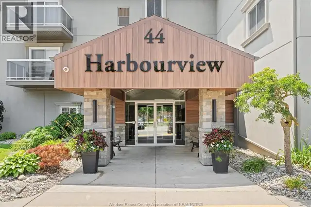 44 ROBSON Unit# 303 Leamington, Ontario in Long Term Rentals in Leamington - Image 4