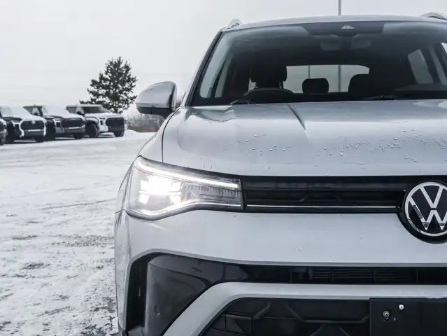 2025 Volkswagen Taos Comfortline 1.5T 4MOTION in Cars & Trucks in Strathcona County - Image 12