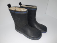 Boys Black Rubber Boots Size 1