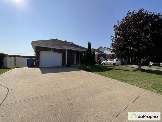 $849,999 - Bungalow for sale in St-Constant — photo 3