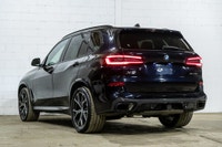 *English below* *Français:* Ce BMW X5 xDrive40i 2022, provenant d'un seul propriétaire ayant effectu... (image 5)