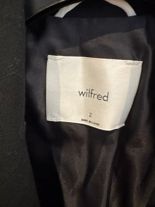 DOUBLE BREATED tuxedo jacket mens in Men's in Hamilton - Image 2