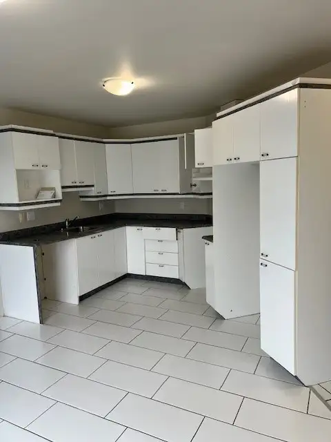 4.5 à Lévis - Style Condo in Long Term Rentals in Lévis - Image 2