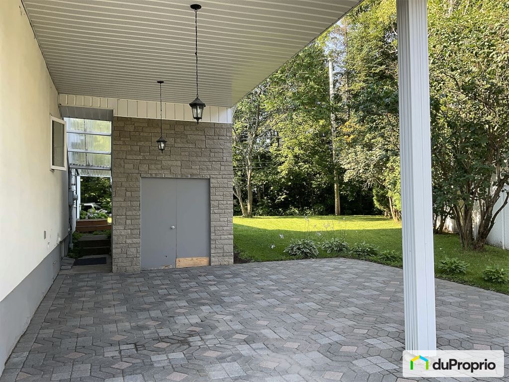 $573,000 - 1 1/2 Storey for sale in Alma — photo 3