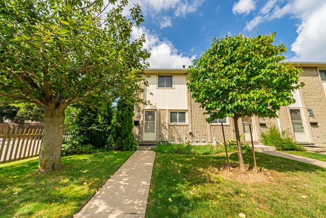 25 Linfield Drive, Unit #58 St. Catharines, Ontario in Condos for Sale in St. Catharines - Image 2