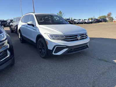 • TEXT US: 587-210-2362 • PHONE US: 587-520-3251 • Visit us online: www.parkmazda.ca Engine: 2.0 4 C...