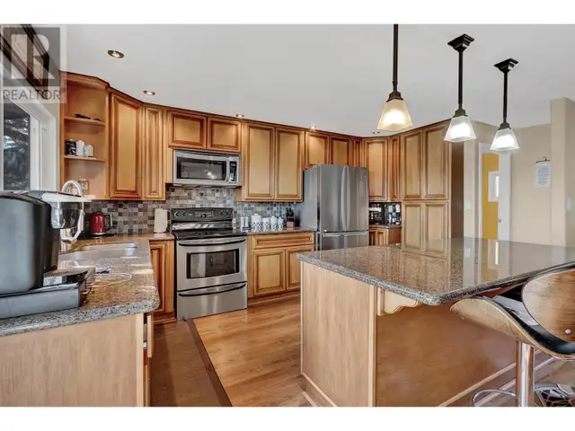 5040 MEIER SUB ROAD Cluculz Lake, British Columbia in Houses for Sale in Vanderhoof - Image 10