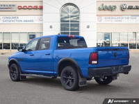 *TOP FEATURES* Premium Cloth Bucket Seats in Grey Heated Front Seats and Heated Steering Wheel Remot... (image 1)