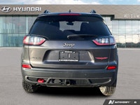 The advertised vehicle price is based on a promotional finance offer. Customers who purchase the veh... (image 3)