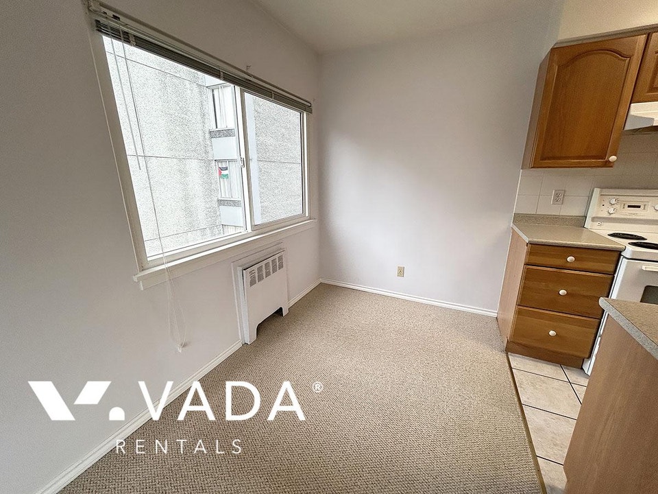 Valcrest Manor 1 BR APT Rental 12-1208 Burnaby St Vancouver: VAD 4