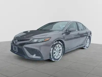 Define Your Drive with Sharp SophisticationThe 2024 Toyota Camry SE is the definitive performance-in...