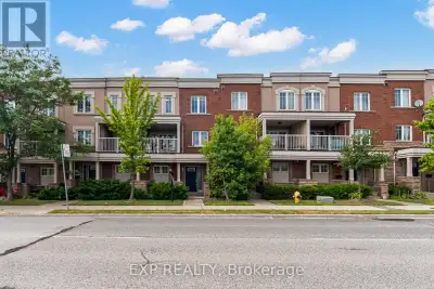 Welcome to 365 Murray Ross Parkway, unit 64, a beautifully maintained & upgraded 3 bedrooms, 3 washr...