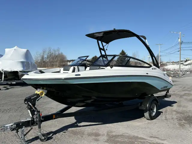 2026 Yamaha AR 195 in Powerboats & Motorboats in Québec City - Image 4