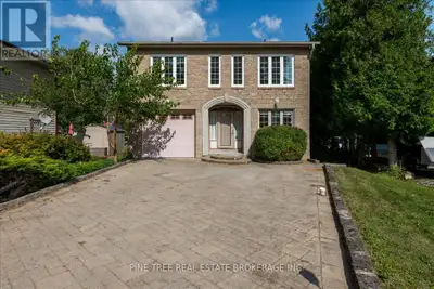 57 LAKE AVENUE Ramara (Brechin), Ontario