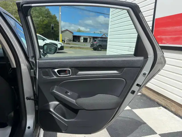 2022 Honda CIVIC LX, keyless entry, backup camera, Bluetooth HON in Cars & Trucks in Annapolis Valley - Image 17