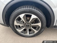 Rose City Ford - PREVIOUS DAILY RENTAL - ACCIDENT FREE - HEATED LEATHER SEATS - HEATED STEERING WHEE... (image 9)