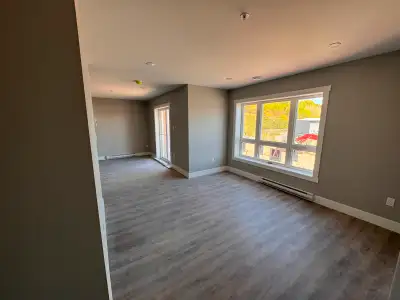 The brand new Aquarius Towers Phase 1 has a 1 bedroom + den available now! $1825 including Rogers in...