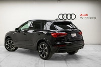 Get noticed in this beautiful Mythos Black Metallic SUV!! Treat yourself to the features you deserve... (image 5)