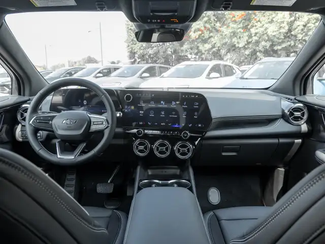 2025 Chevrolet Blazer EV LT AWD Midnight Edition- HD Surround Vi in Cars & Trucks in Markham / York Region - Image 27