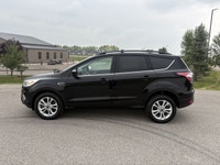 2017 FORD ESCAPE SE AWD Mileage 121.663KM Engine :1.5L Turbo Transmission: Automatic Stock Number:08... (image 2)