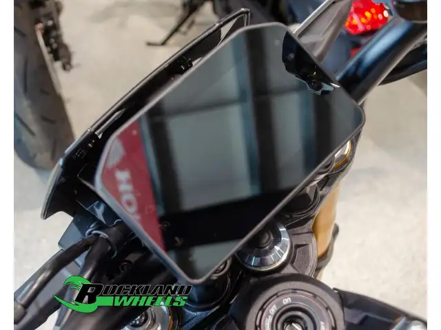 2025 Kawasaki Z900 SE - call us for the best deal!! in Sport Touring in Ottawa - Image 5