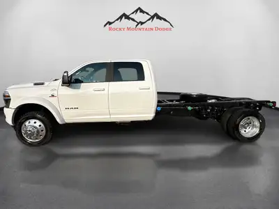 FLEET DEAL! DO YOU QUALIFY? 2026 RAM 5500 CAB CHASSIS CREW CAB WITH A 6.7 CUMMINS DIESEL, 8 SPEED TO...
